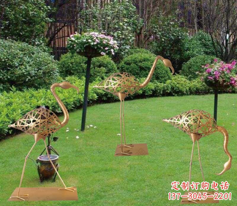 信阳逼真大型火烈鸟雕塑