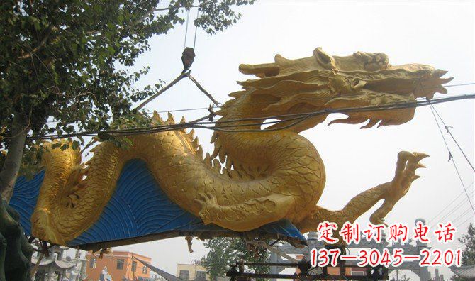 信阳中领雕塑——黄金龙雕塑定制