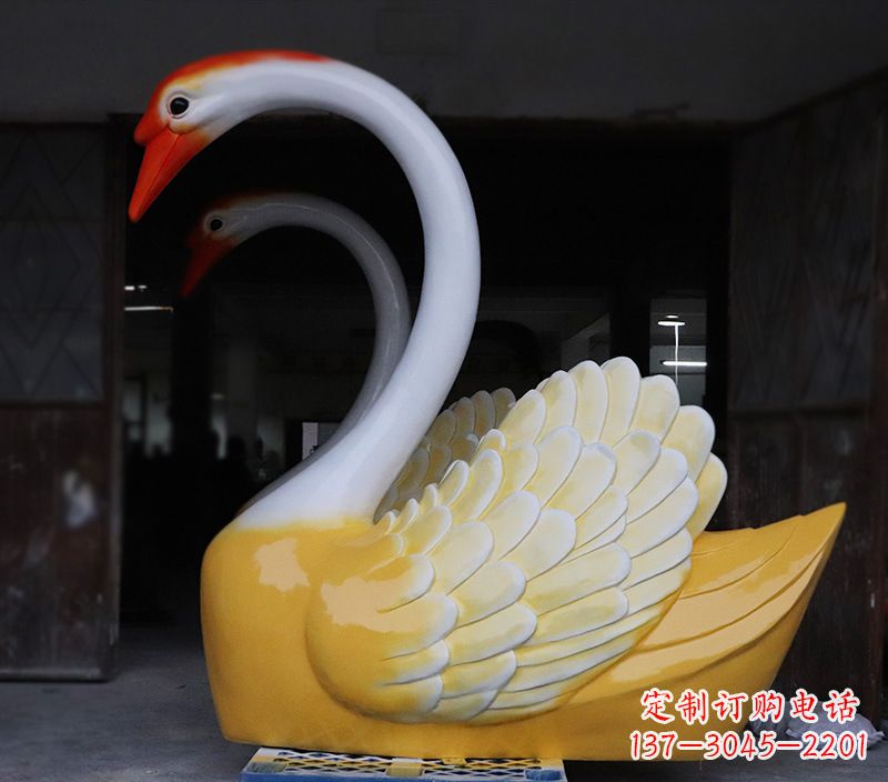 信阳爱心天鹅雕塑,让你的爱永生