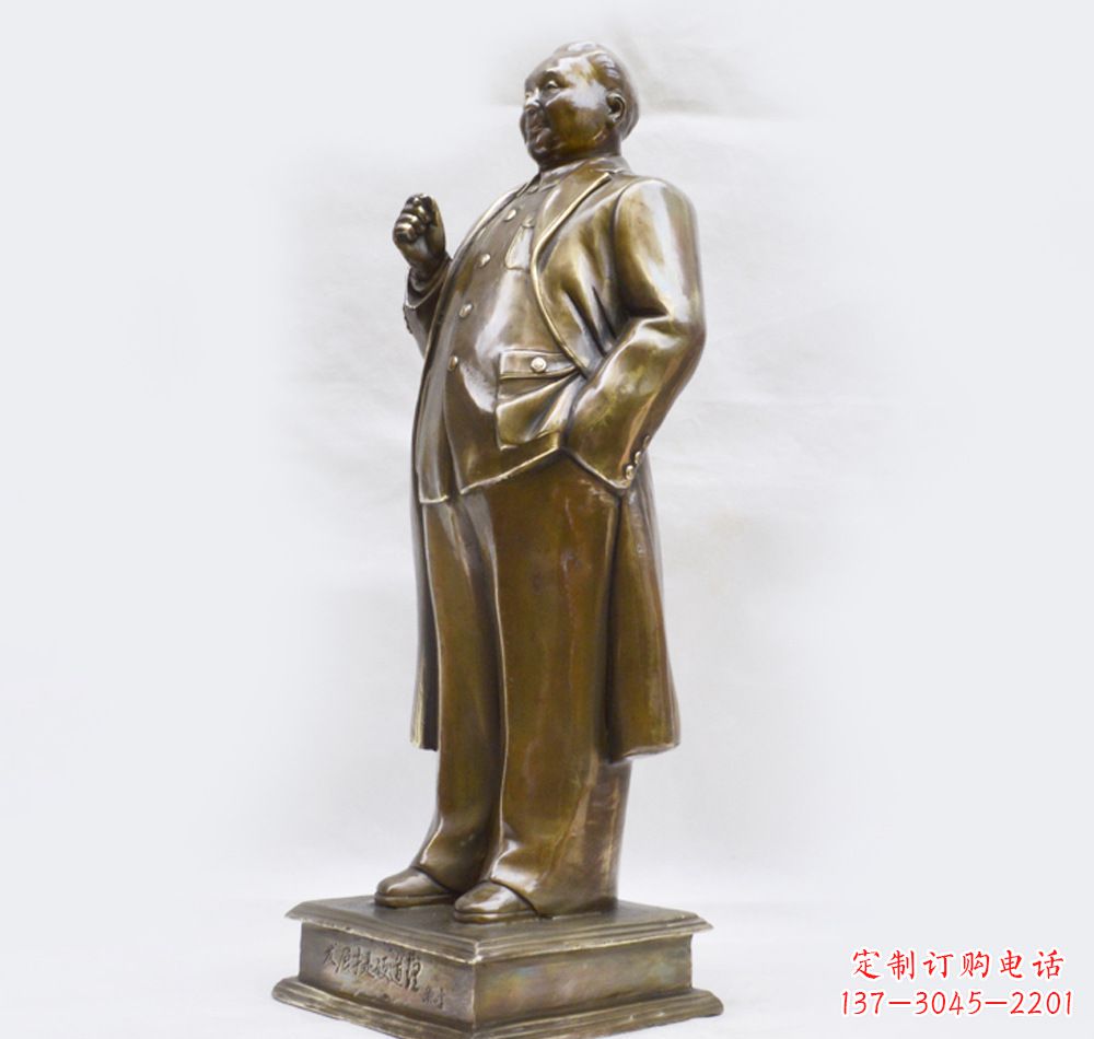信阳邓小平伟人铜雕,一件历久弥新的精美艺术品