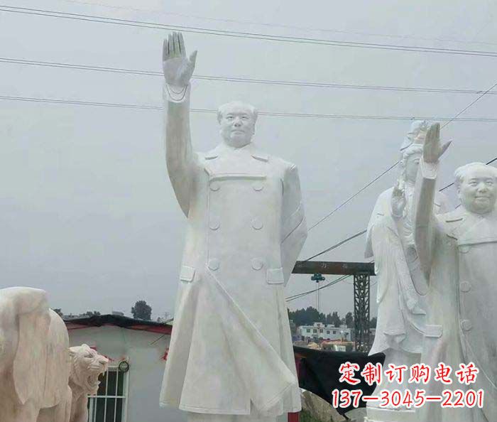 信阳挥手毛泽东伟人石雕