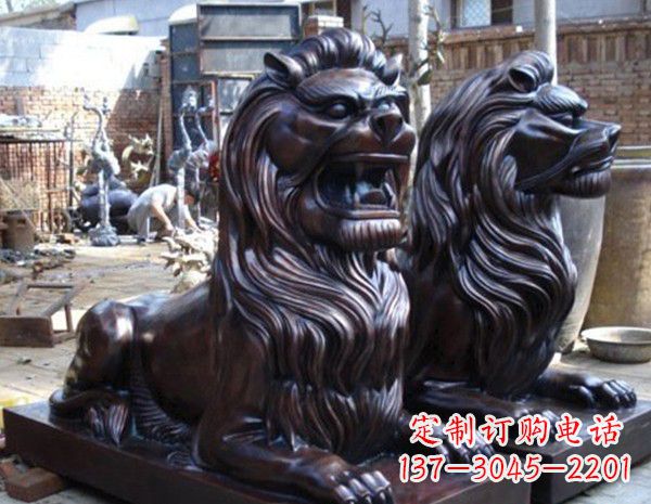 信阳浓郁艺术气息的精美铜雕狮子