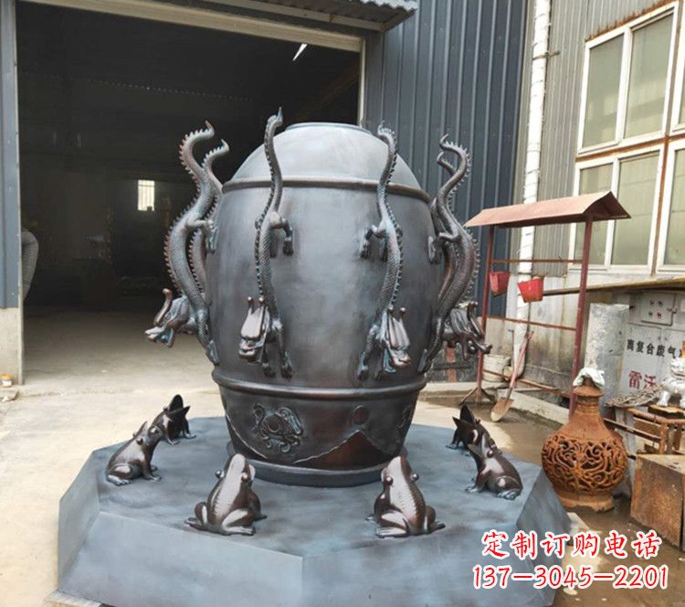 信阳浑天仪玻璃钢仿铜雕塑,活跃校园景观