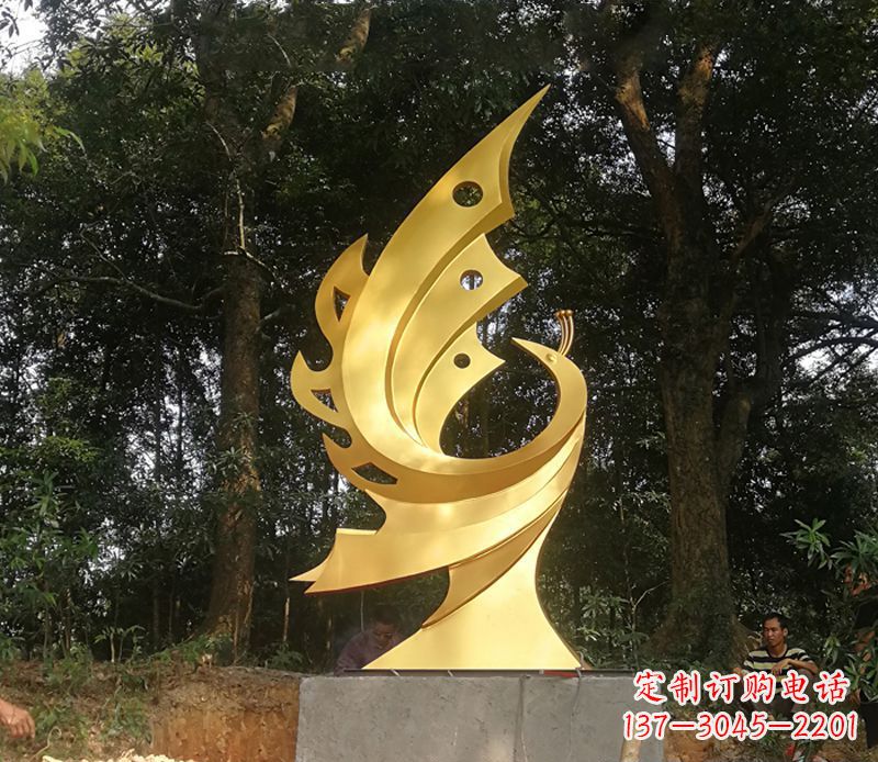 信阳以古典风格演绎不锈钢凤凰雕塑