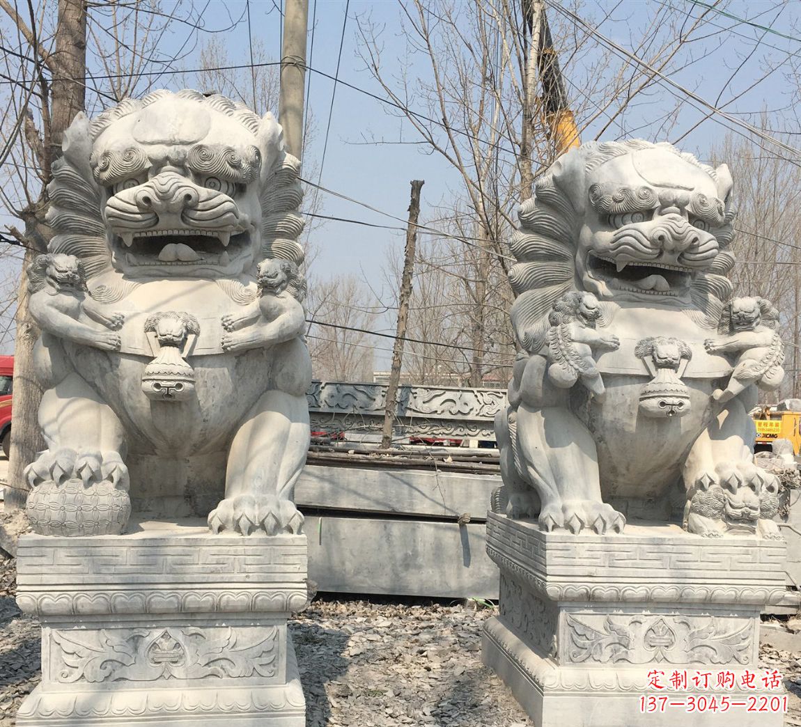 信阳中领雕塑让狮子石雕神圣而庄严