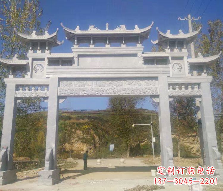 信阳中领雕塑:精雕制作仿古石牌坊石雕