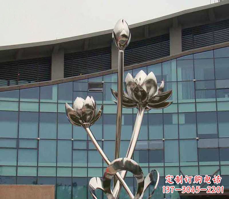 信阳优质镜面不锈钢荷花塑像