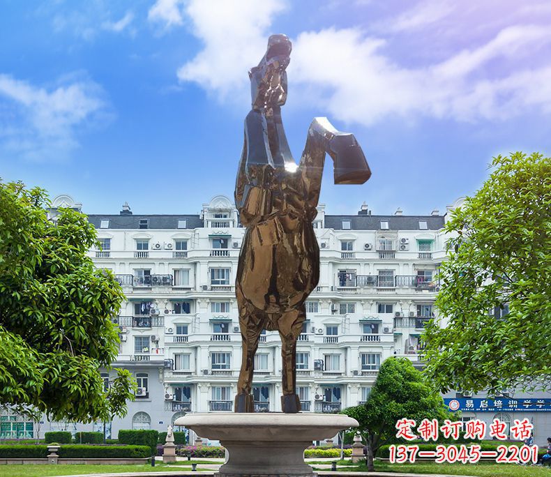 信阳镜面城市经典不锈钢奔马塑像