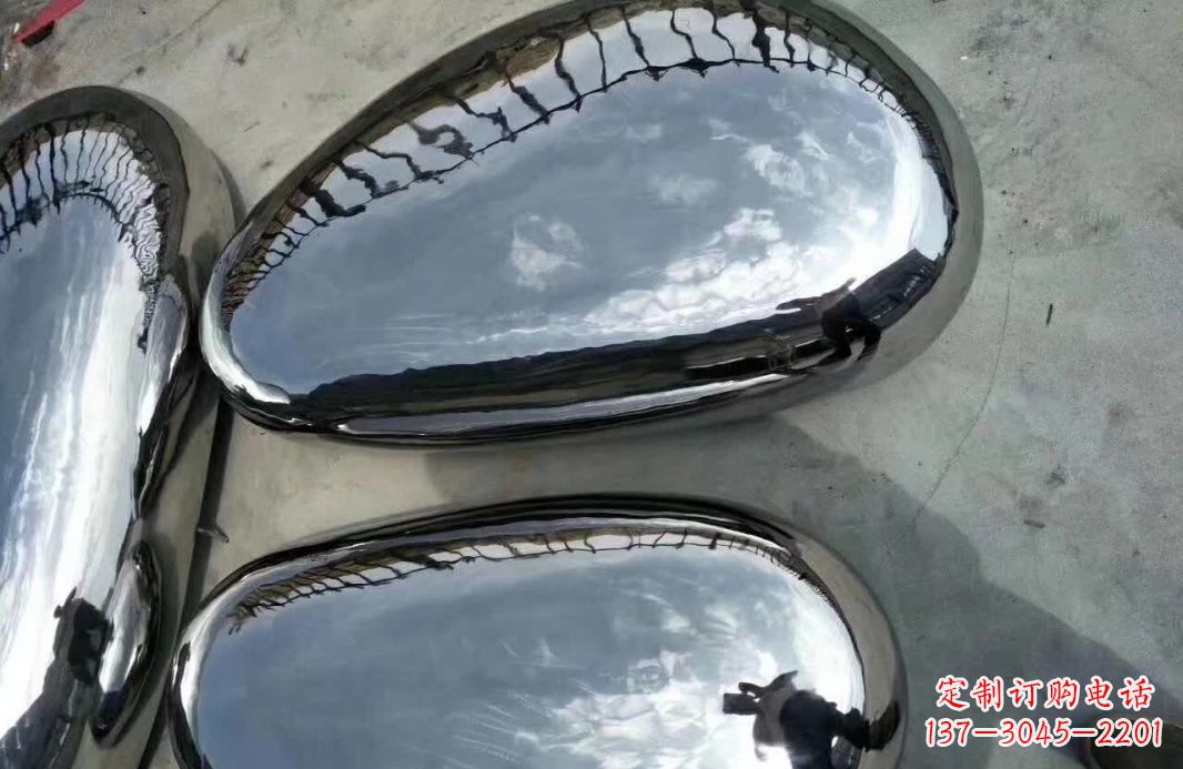 信阳精美的水滴不锈钢雕塑
