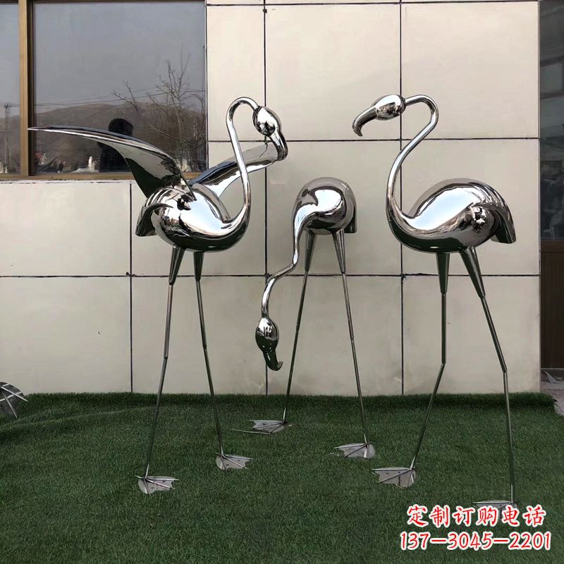 信阳魅力传递,不锈钢仙鹤雕塑