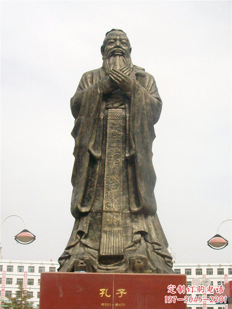 信阳精美绝伦的孔子雕塑