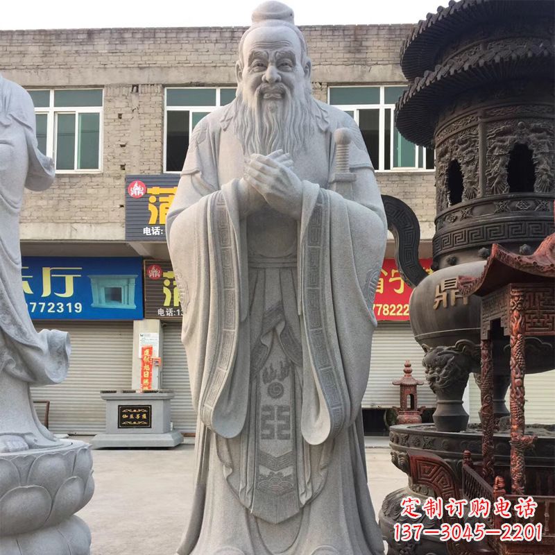信阳传承古典,精美绝伦的孔子石雕头像