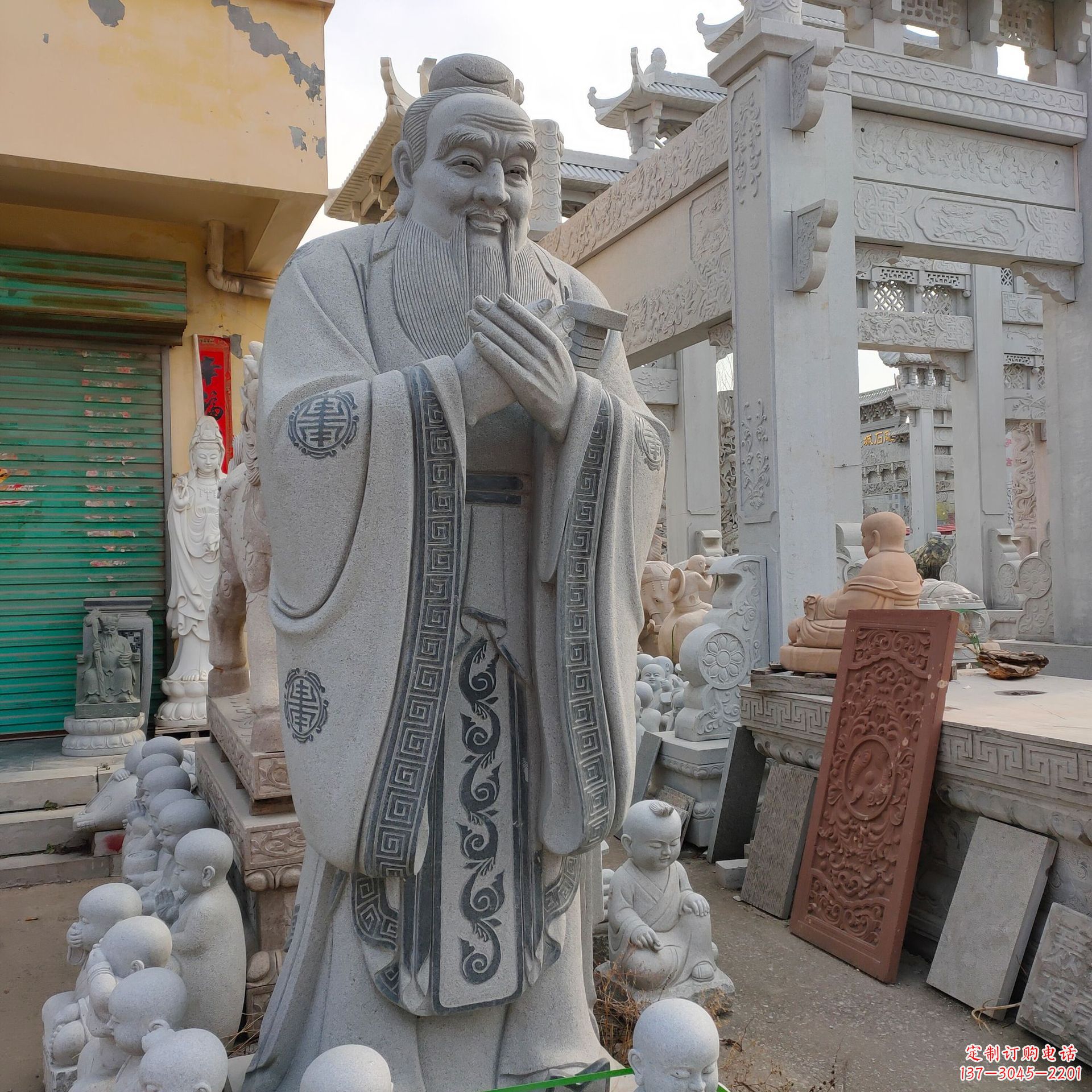 信阳古韵传神,赞美伟大的孔子雕塑