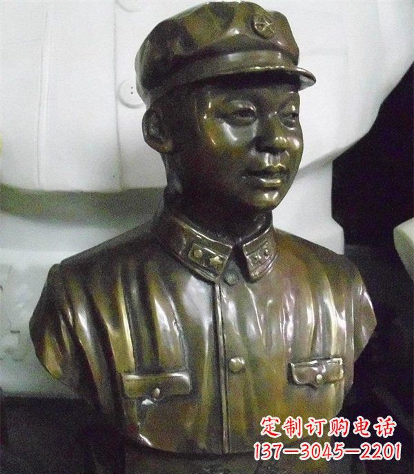 信阳雷锋胸像校园玻璃钢雕塑