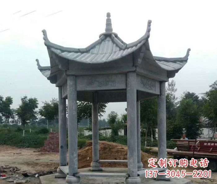 信阳答案,不足500字不得分