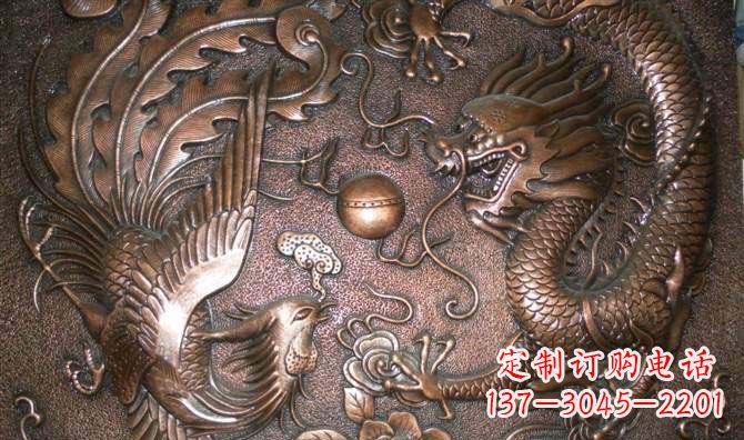 信阳传统风情铜雕龙让灵魂升华