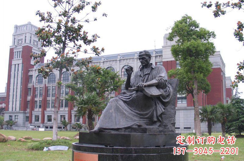 信阳卢梭西方名人铜雕由中领雕塑定制,是一款完…