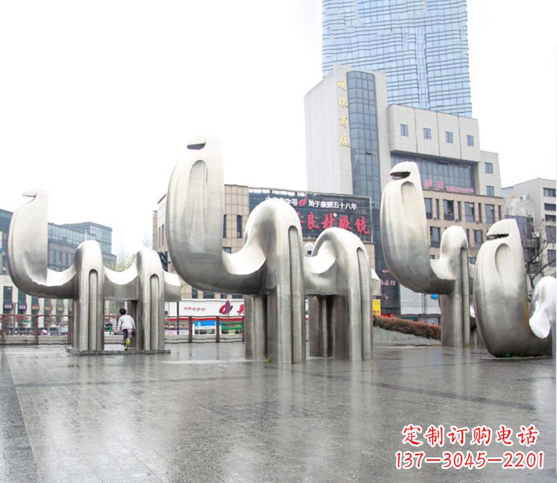 信阳不锈钢骆驼雕塑,更添雅致风情
