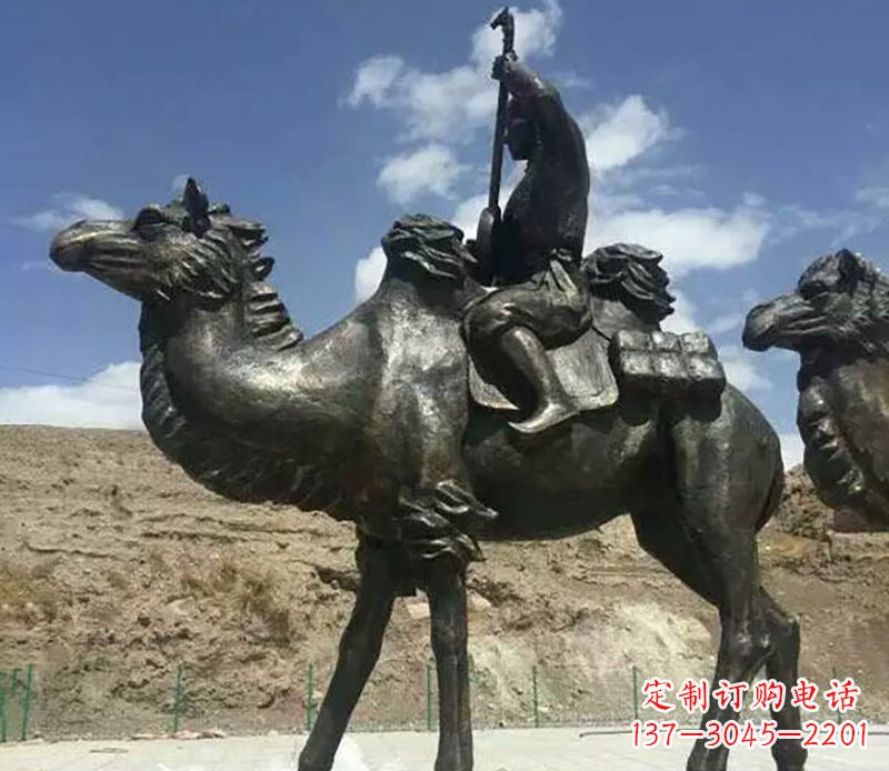 信阳骆驼铜雕,雕塑定制制造商