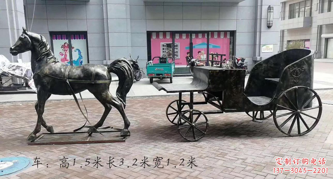 信阳古典马车雕塑,精致传承礼仪之魂