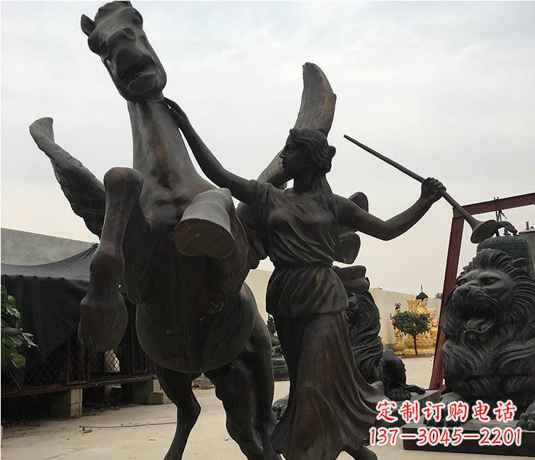 信阳精美马动物铜雕摆件