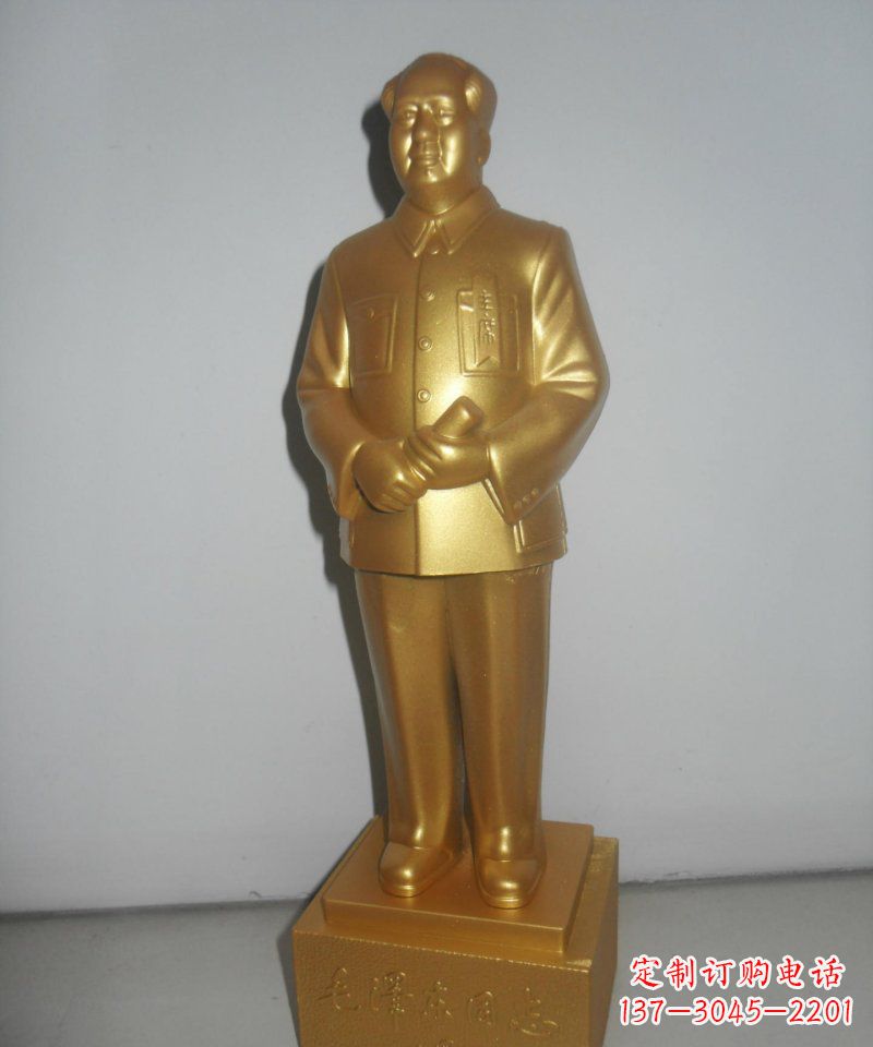信阳具有历史意义的毛泽东伟人铜雕