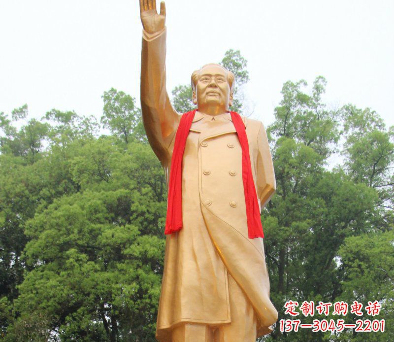 信阳伟人毛主席铜雕,展现中国历史精神