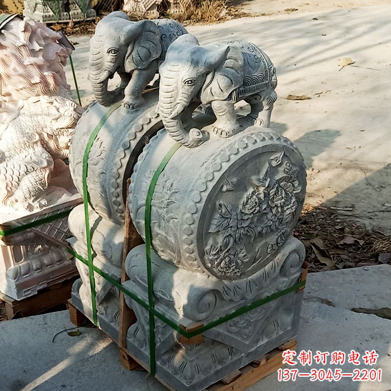 信阳为您的大门增添重量感-中领雕塑石雕貔貅