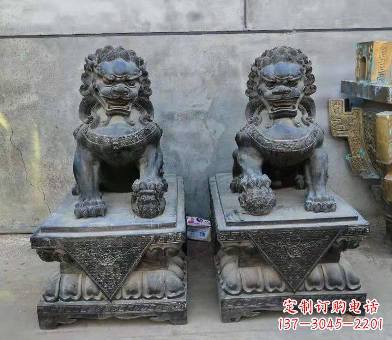 信阳狮子雕塑,象征霸气的家门口装饰
