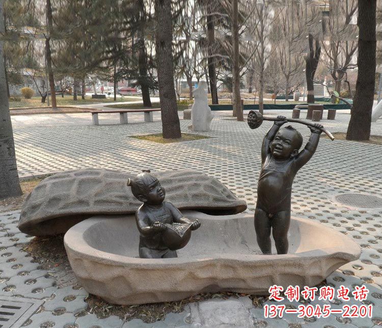 信阳中领雕塑:拿莲蓬和石榴,让铜雕流传爱的美好