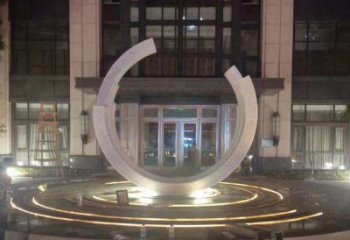 信阳不锈钢半圆环雕塑，装饰空间增添品位