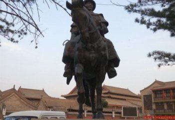 信阳雕刻精美的蒙古人骑马铜雕