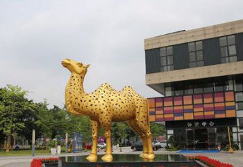 信阳闪亮可爱的不锈钢骆驼雕塑