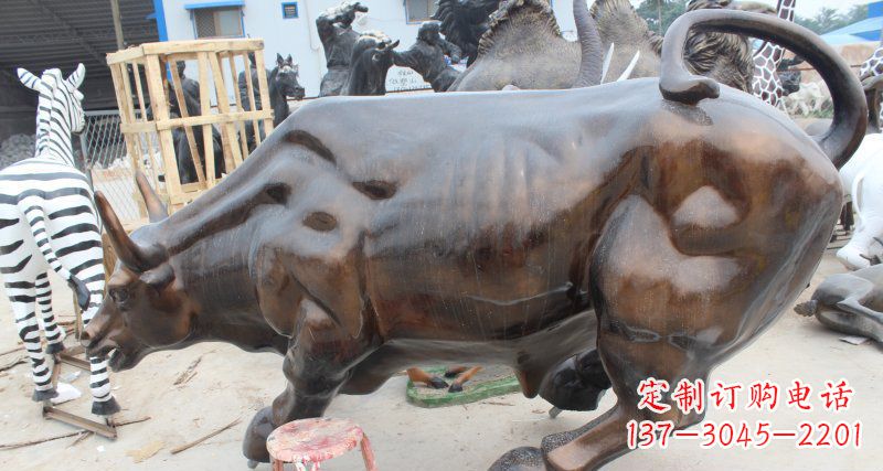 信阳牛玻璃钢仿铜动物雕塑