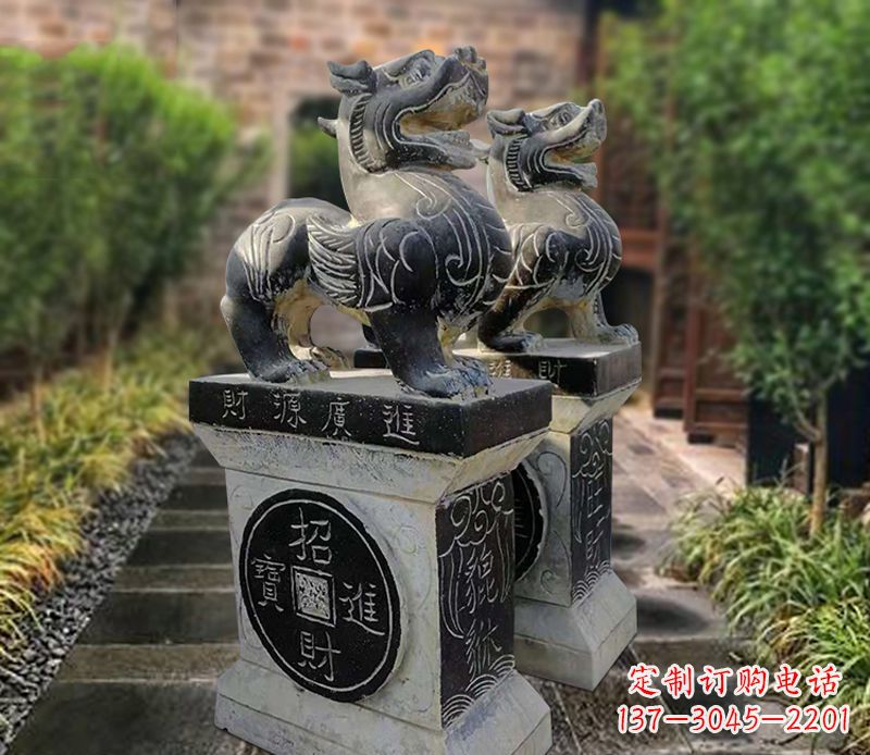 信阳貔貅石雕小区看门雕塑