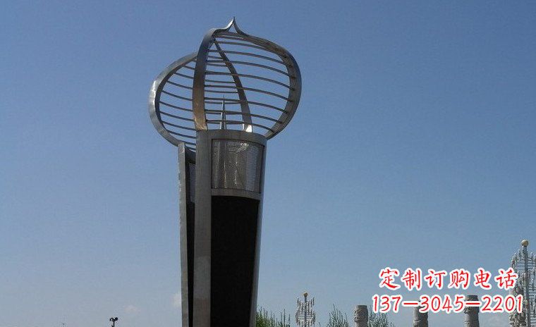 信阳中领雕塑:不锈钢火炬形雕塑