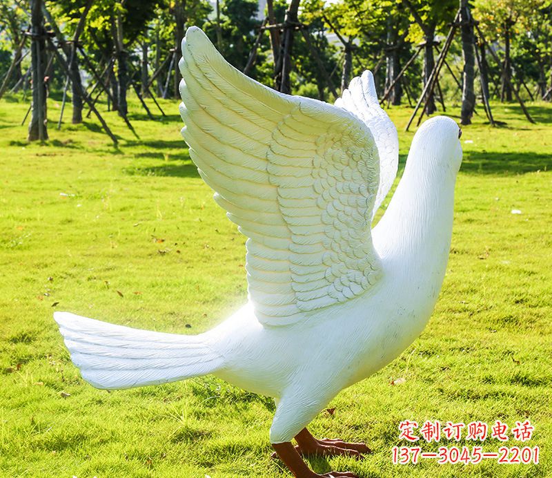 信阳以和平鸽为灵感,用雕塑记录世界和平