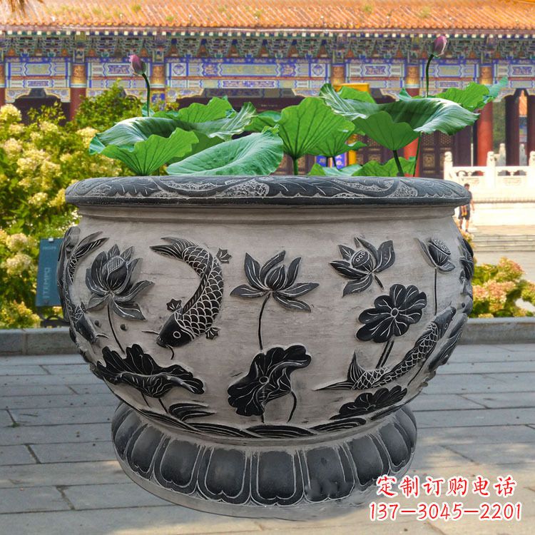 信阳精美绝伦的青石鱼缸雕塑