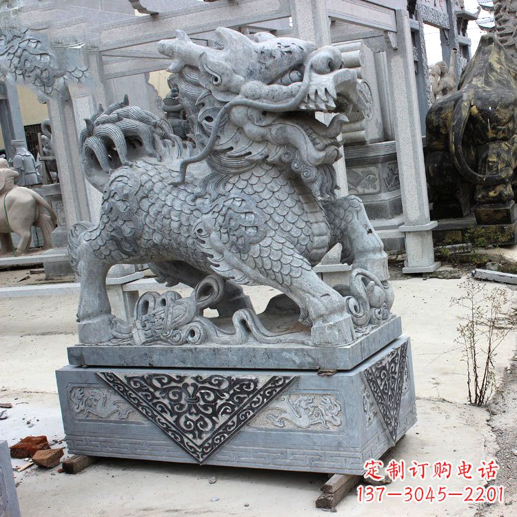 信阳色彩缤纷的青石仿古石雕麒麟