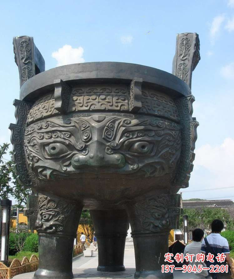 信阳正宗青铜香炉三足铜鼎雕塑
