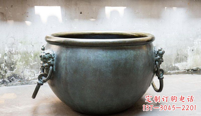 信阳精美青铜水缸雕塑,赏心悦目