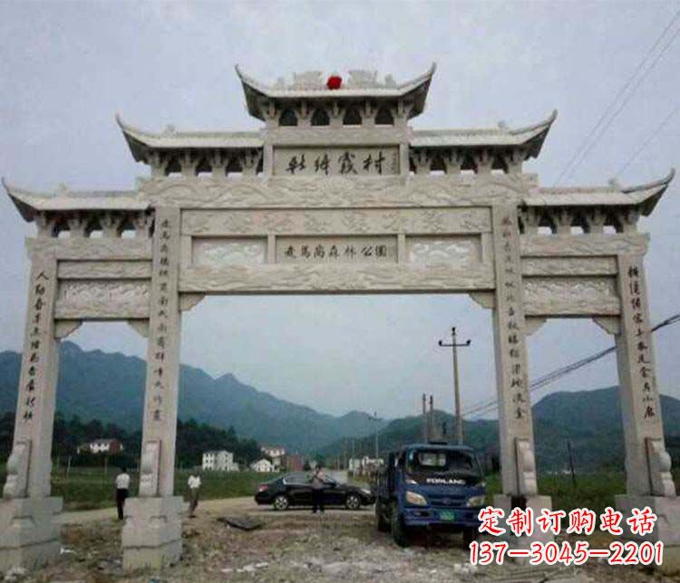 信阳三门牌坊石雕：细节讲究处处把精雕细琢