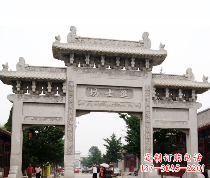 信阳艺术匠心打造的石雕牌坊