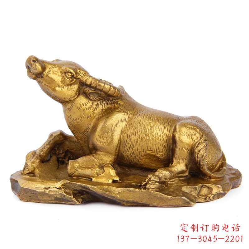 信阳优雅高贵的铸铜牛雕塑