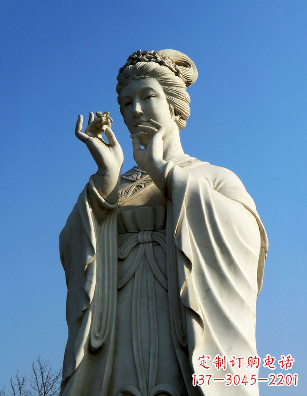 信阳精美绝伦的古代美女雕像