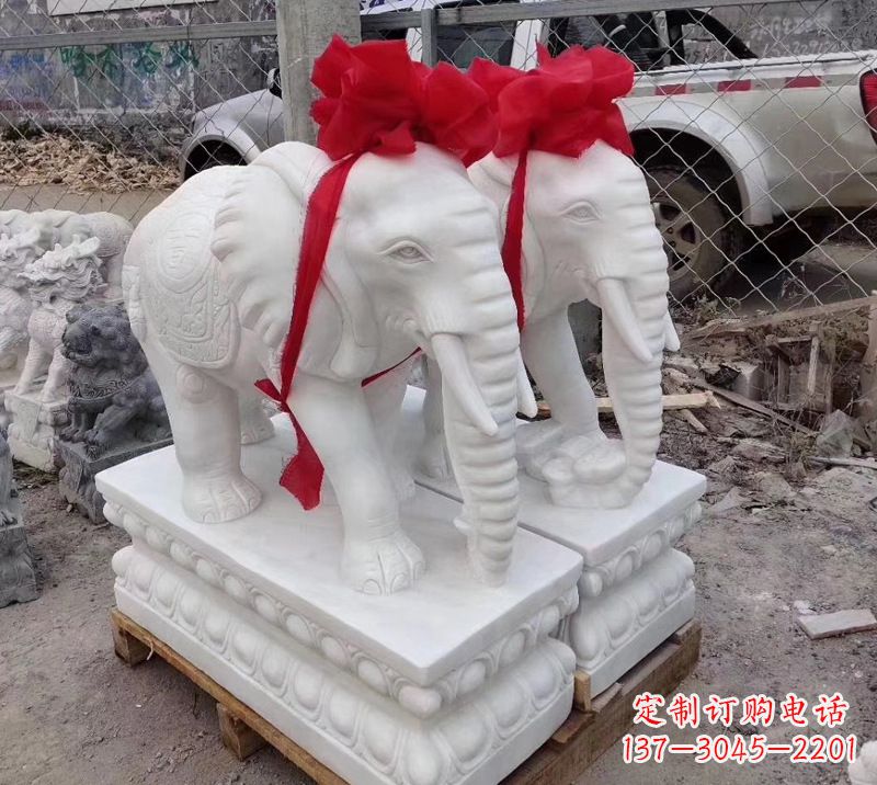 信阳元宝驾驭的大象雕塑艺术