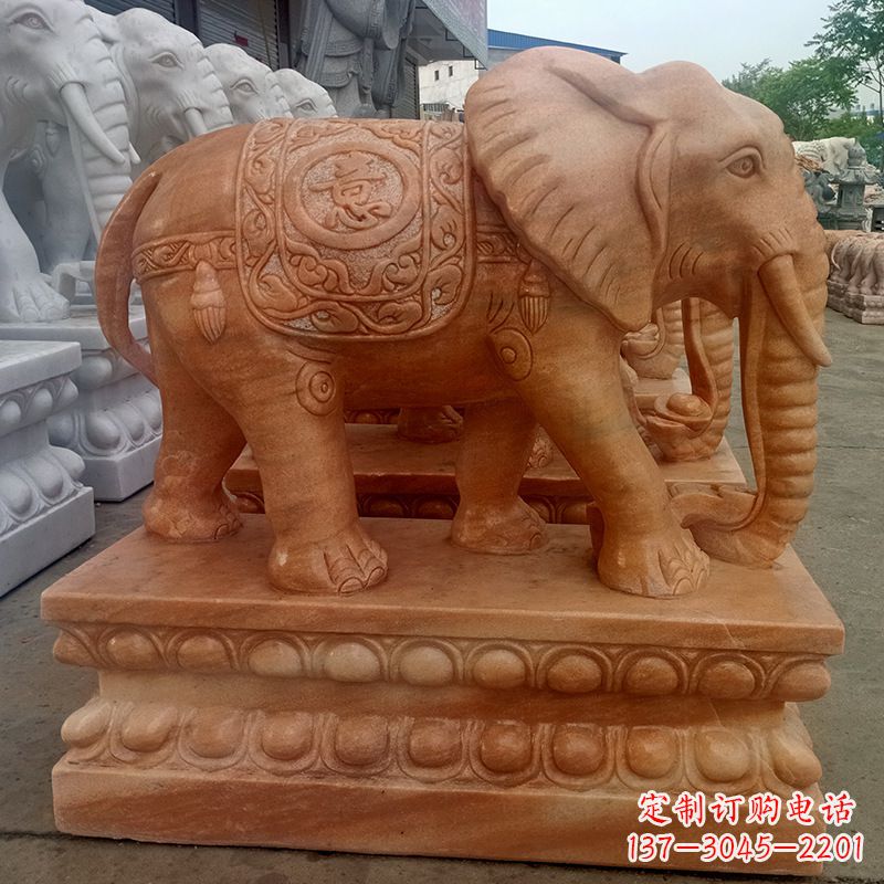 信阳大象雕塑,深邃而神秘