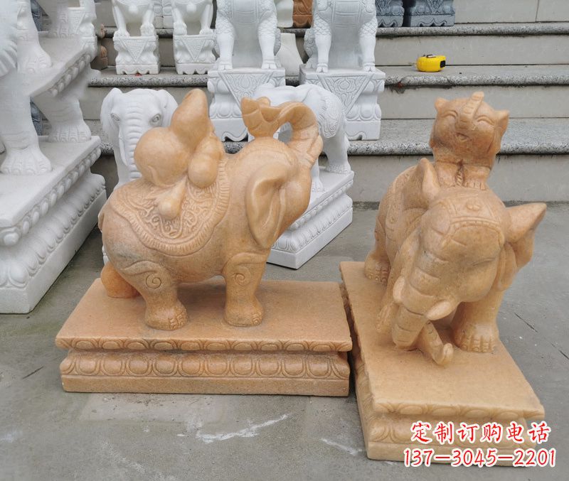 信阳完美还原静谧大象雕塑