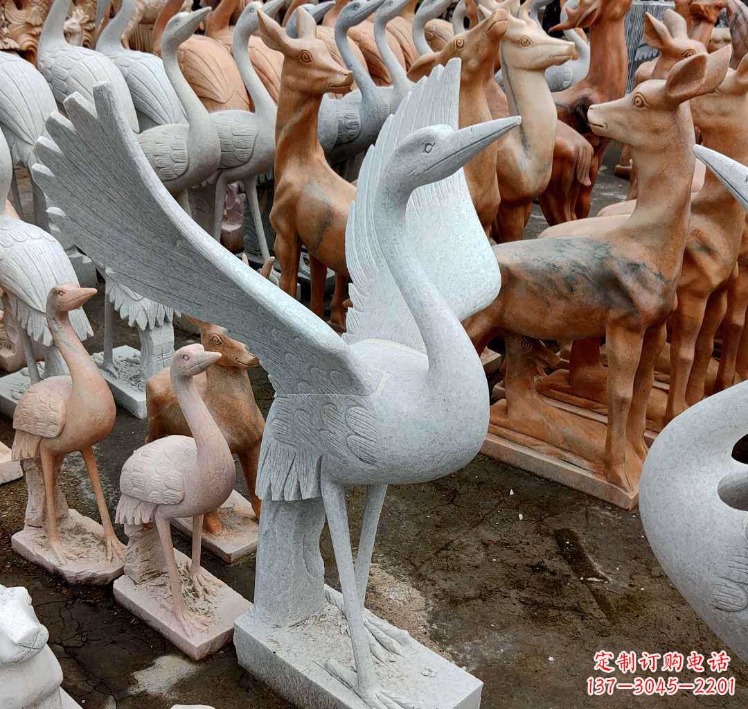 信阳丹顶鹤雕塑,令您汲取自然之美