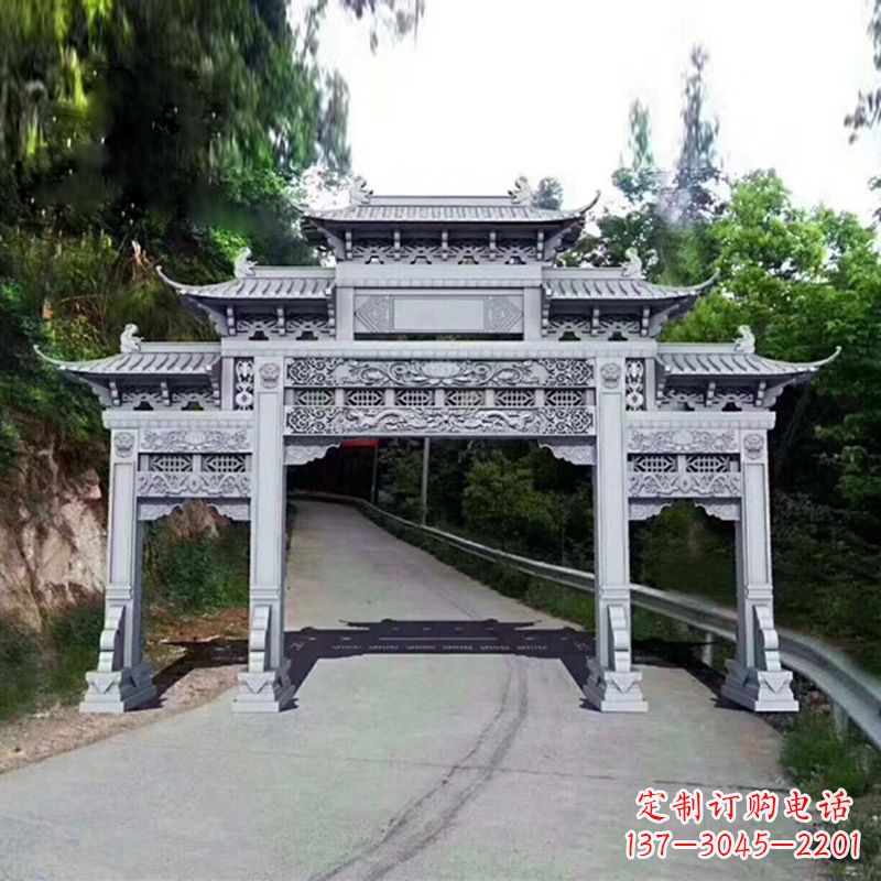 信阳艺术品般的牌楼雕塑